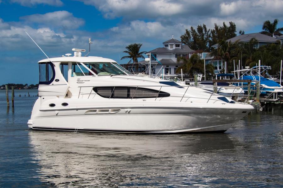 2004 Sea Ray 390 Motor Yacht