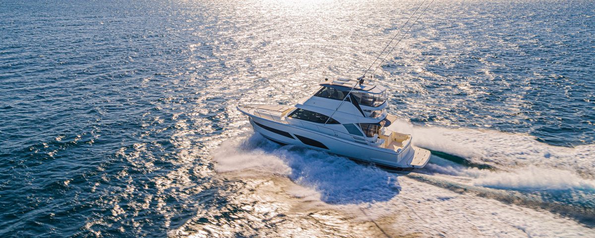 Riviera 50 Sports Motor Yacht